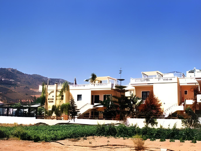 Others 3, Dioskouroi Apts, Crete
