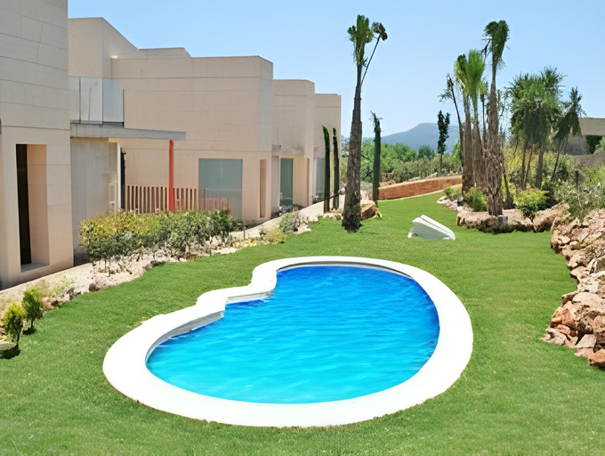 Sport & Beauty 2, L' Escala Resort, Girona