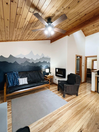 Cozy Cabin close to downtown Woodland Park, Teller