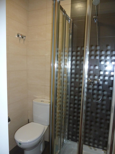 Bathroom 3, Hostal Mayor, Madrid