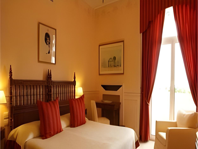 Bedroom, La Reserve de Beaulieu, Alpes-Maritimes