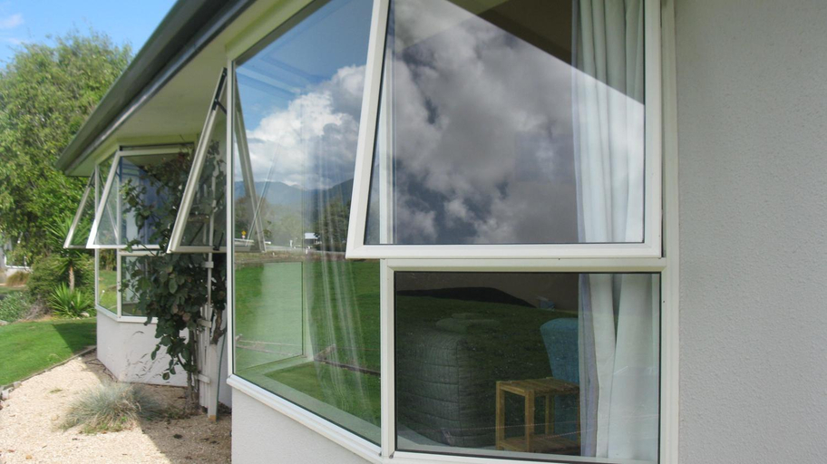 Others 4, Karamea River Motels, Buller