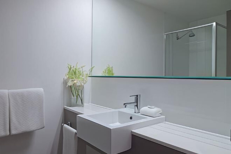 Bathroom 6