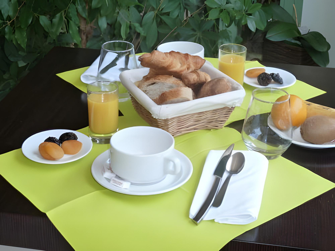 Food & Drinks 5, Logis Hotel Restaurant du Midi - Rodez Centre, Aveyron