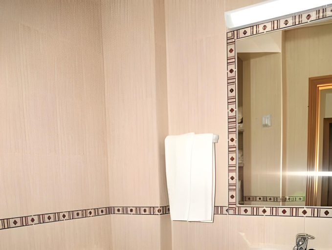 Bathroom 4, Alagoa Azul, Castro Marim