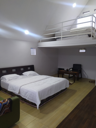 Bedroom 3, Ciwidey Hills & Wetland, Bandung