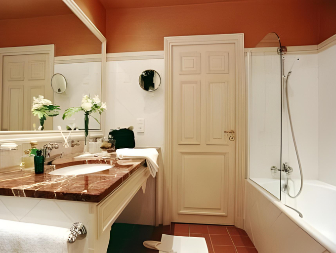 Bathroom 5, Hotel Barriere Le Grand Hotel Dinard, Ille-et-Vilaine