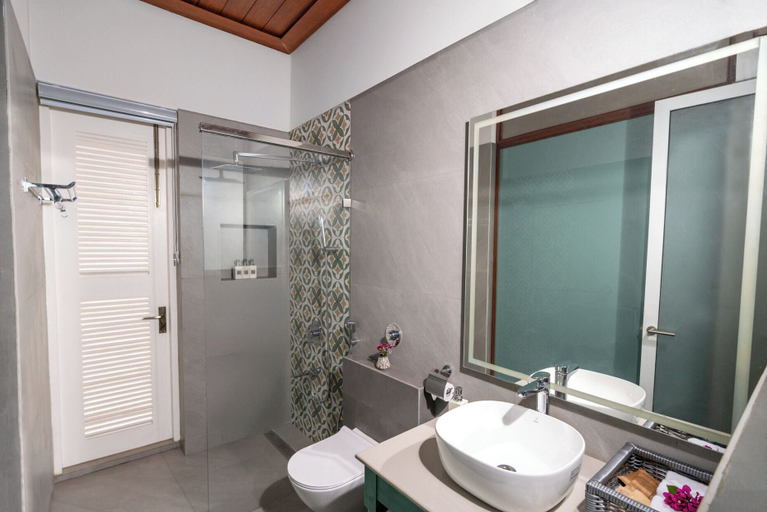 Bathroom 3, Amã Stays & Trails Lamp House, Goa, South Goa