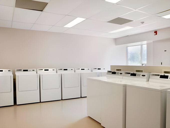 Others 5, Residence & Conference Centre - Hamilton, Hamilton