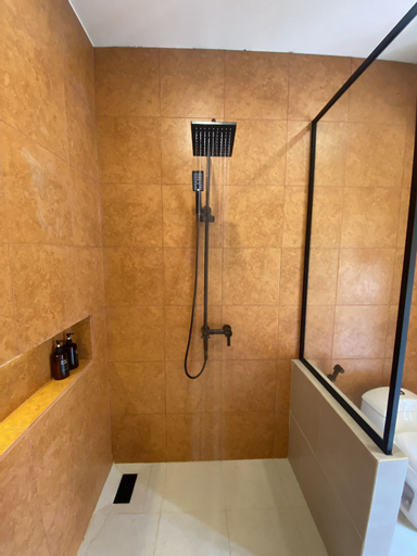 Bathroom 4