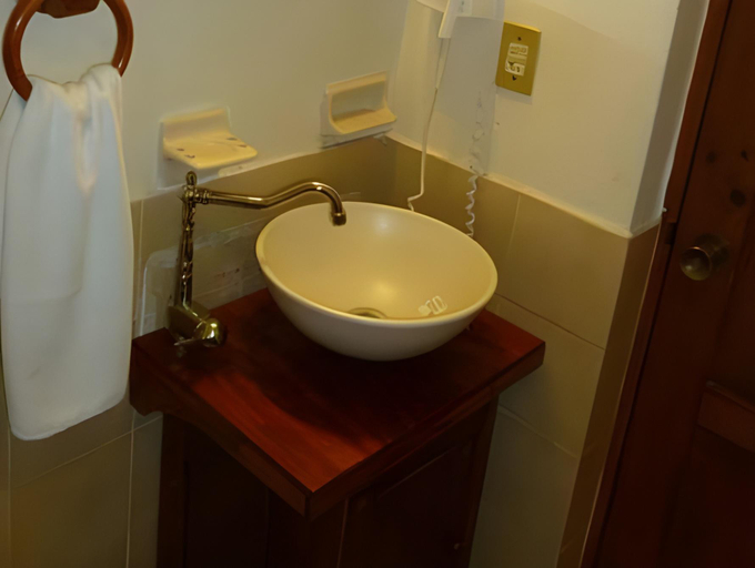 Bathroom 5, Mansion de los Angeles, San Cristóbal de las Casas