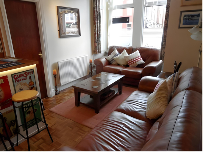 Others 4, Q Accommodation, Blackpool