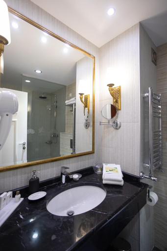Bathroom 4, A Hoteli - Grand&Sky Hotel Tornik, Čajetina