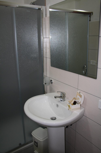 Bathroom, b&b Borgo Pileri, Caltanissetta
