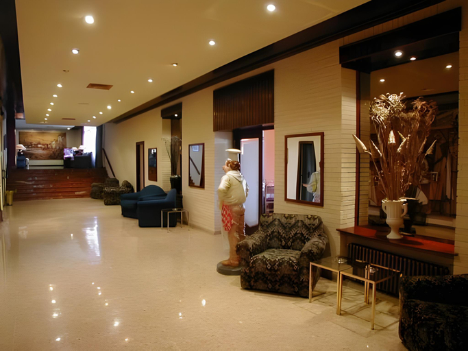 Public Area 3, Rey Sancho Ramirez, Huesca