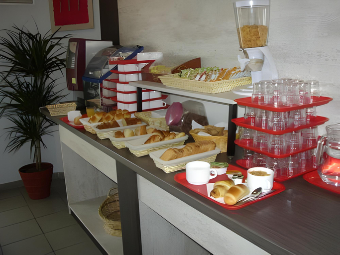 Food & Drinks 4, Brit Hotel Essentiel Sete / Balaruc, Hérault