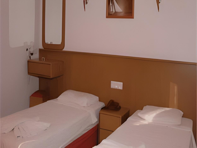 Bedroom 4, Kleopatra Celine Hotel, Alanya