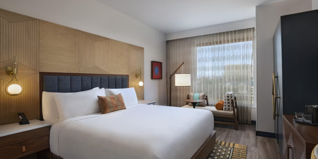 Bedroom 3, Hotel Indigo IRVING - LAS COLINAS, Irving