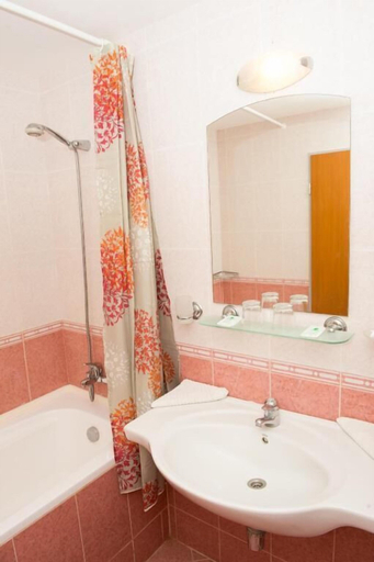 Bathroom 4, Hotel Ivana Palace, Nesebar