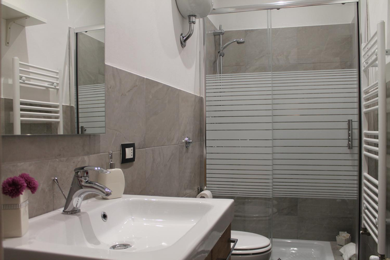 Bathroom 5, B&B Donna Teresa, Agrigento