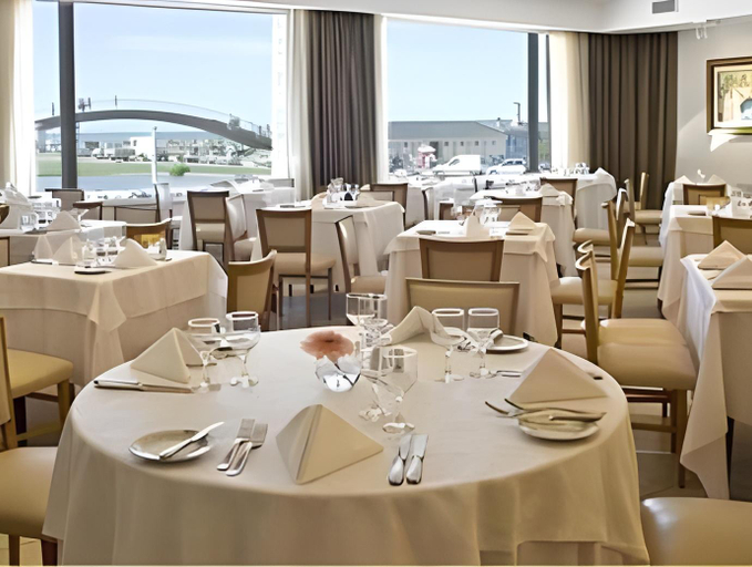 Food & Drinks 5, Hotel Iruna, General Pueyrredón