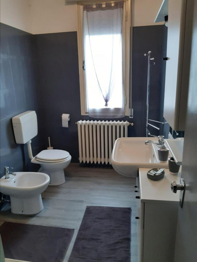 Bathroom 1, B&B La Mandragola, Ferrara