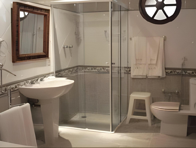 Bathroom 3, Estalagem Spiller, Camanducaia