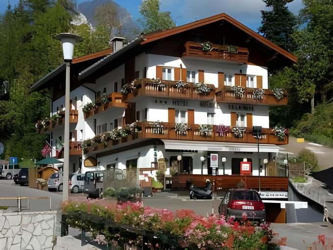 Others 5, Hotel Villa Neve, Belluno