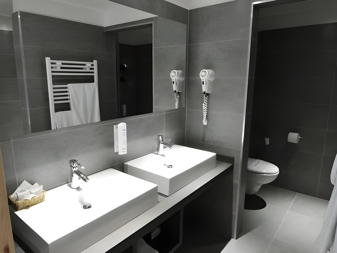 Bathroom 5, Alpenresort Belvedere, Trento