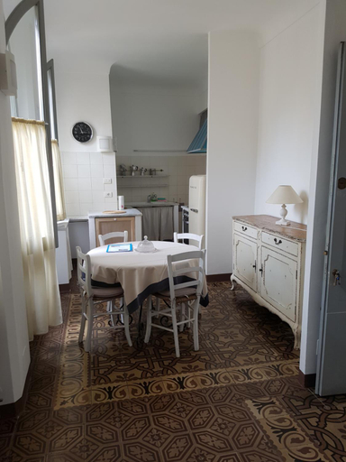 Dining Room 1