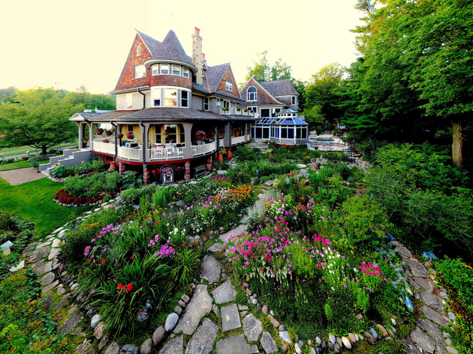 Exterior & Views 2, Queen's View Bayfield, Bayfield