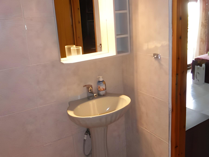 Bathroom, Tsamakdas House, Central Macedonia