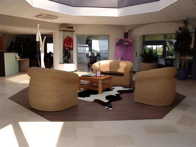 Public Area 2, Brit Hotel Golfhotel Saint Samson, Côtes-d'Armor