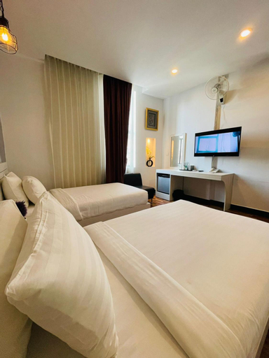 Bedroom 8