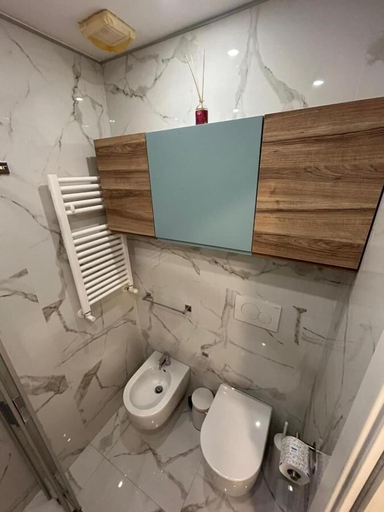 Bathroom 3, Dielle Suite, Rome