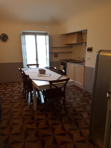 Dining Room 9