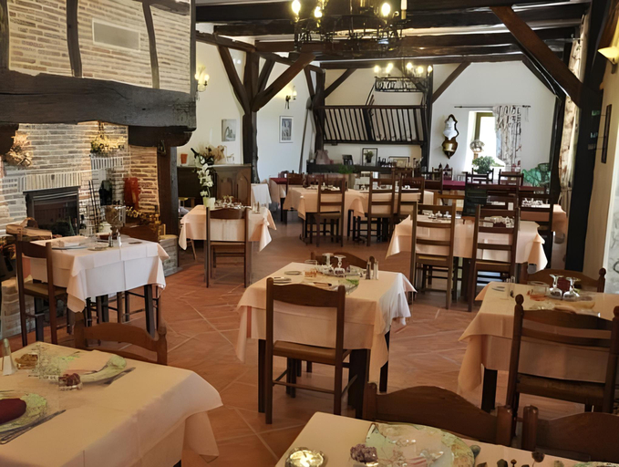 Food & Drinks 5, Logis Hotels - Auberge de l'Ile - Hotel 3 etoiles et Restaurant, Lot
