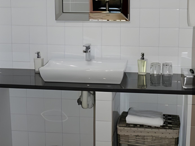 Bathroom 3, Casta Diva, City of Tshwane