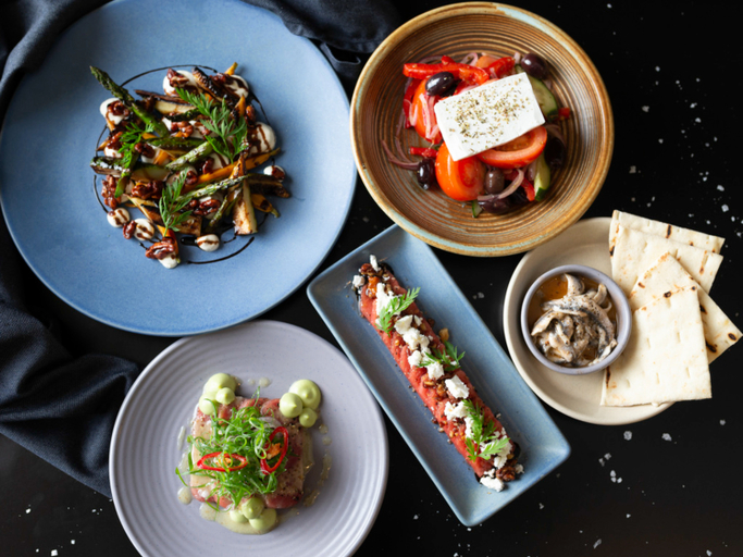 Food & Drinks 5, Mantra MacArthur Canberra, Canberra