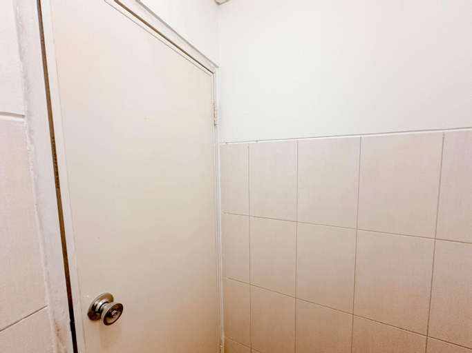 Bathroom 5