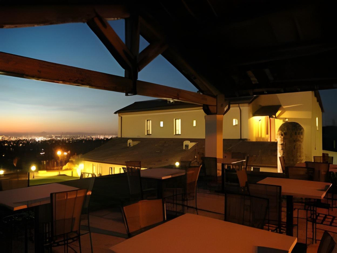 Food & Drinks 4, Residence D'Epoca Pietra di Ponente, Roma