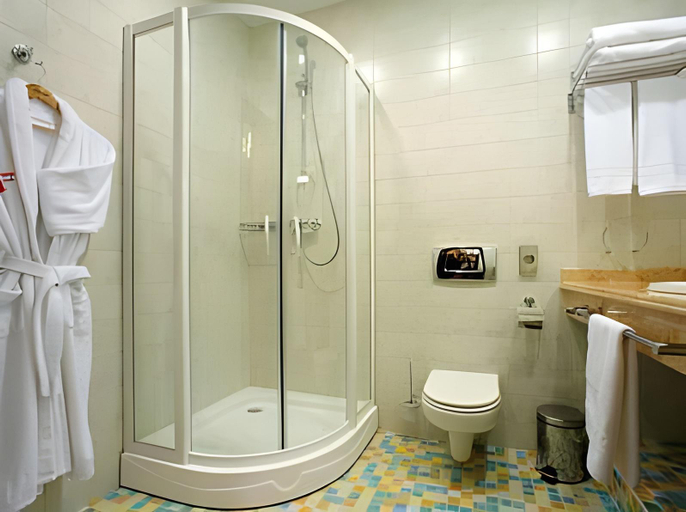 Bathroom 2, Imperial Club Deluxe, Ul'yanovsk