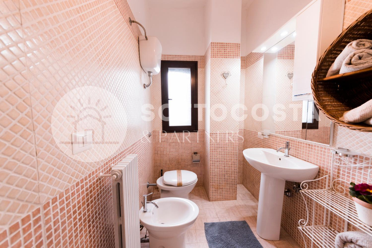 Bathroom 3, Be Nature, Lecce