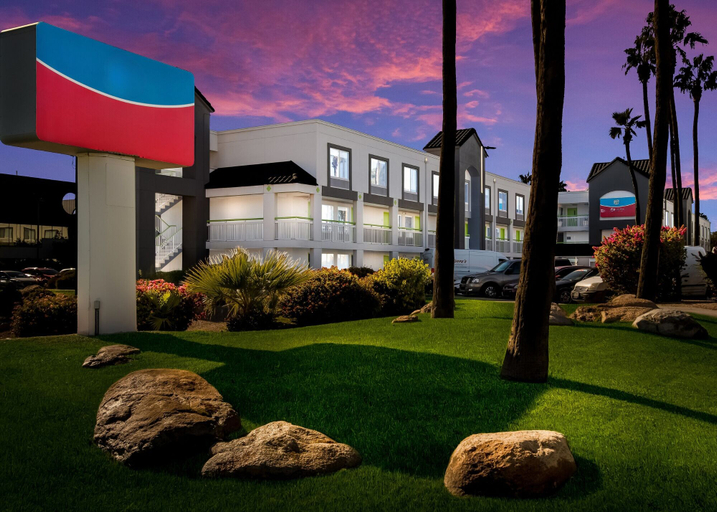 Exterior & Views 2, Revival Scottsdale Studios, Maricopa