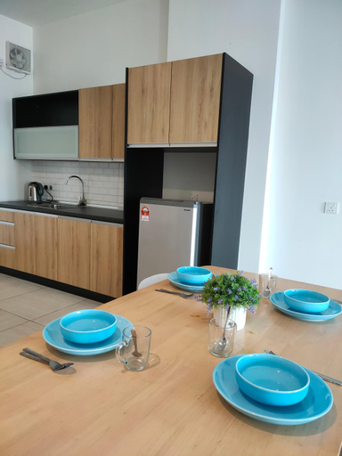 Dining Room 24
