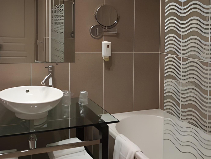 Bathroom 4, Residence de Diane - Toulouse, Haute-Garonne