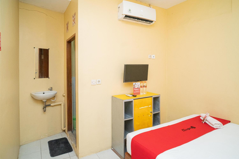Bedroom 16