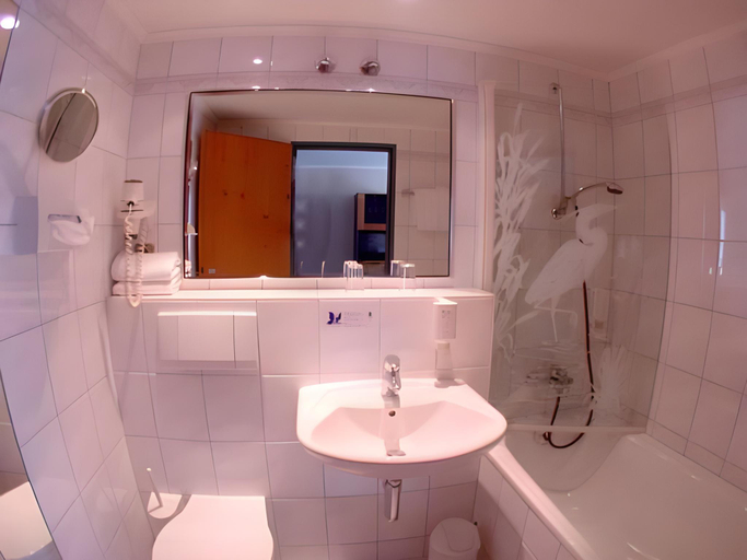 Bathroom 3, Adler, Sigmaringen