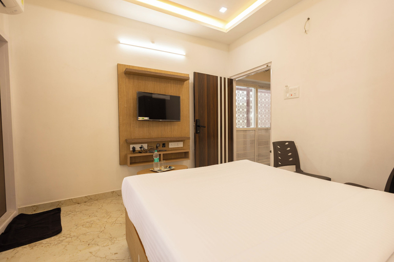 Bedroom 3, Hotel Kurunjii Residency, Salem