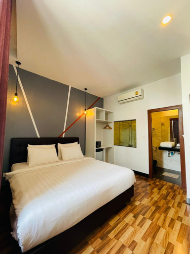 Bedroom 9